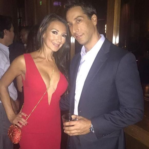 Meet your Posher, Andree - Picture 1 of 1